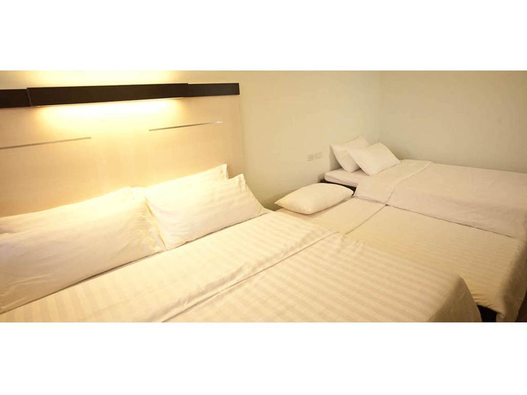 Sugbutel Family Hotel Cebu Екстериор снимка