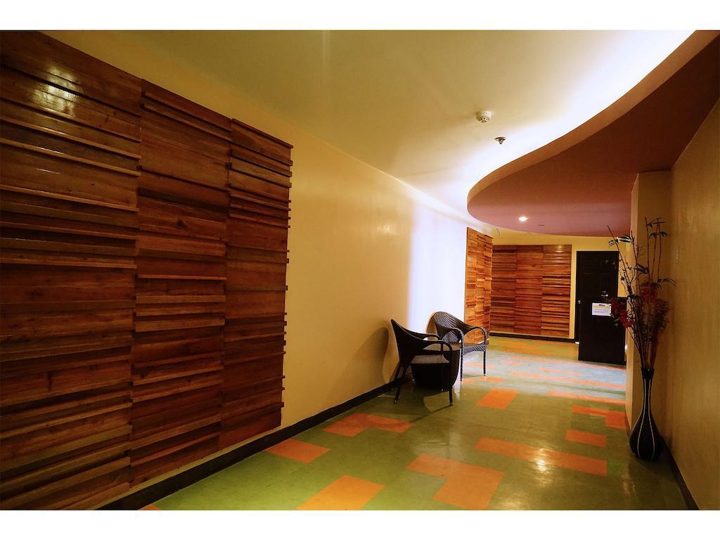 Sugbutel Family Hotel Cebu Екстериор снимка